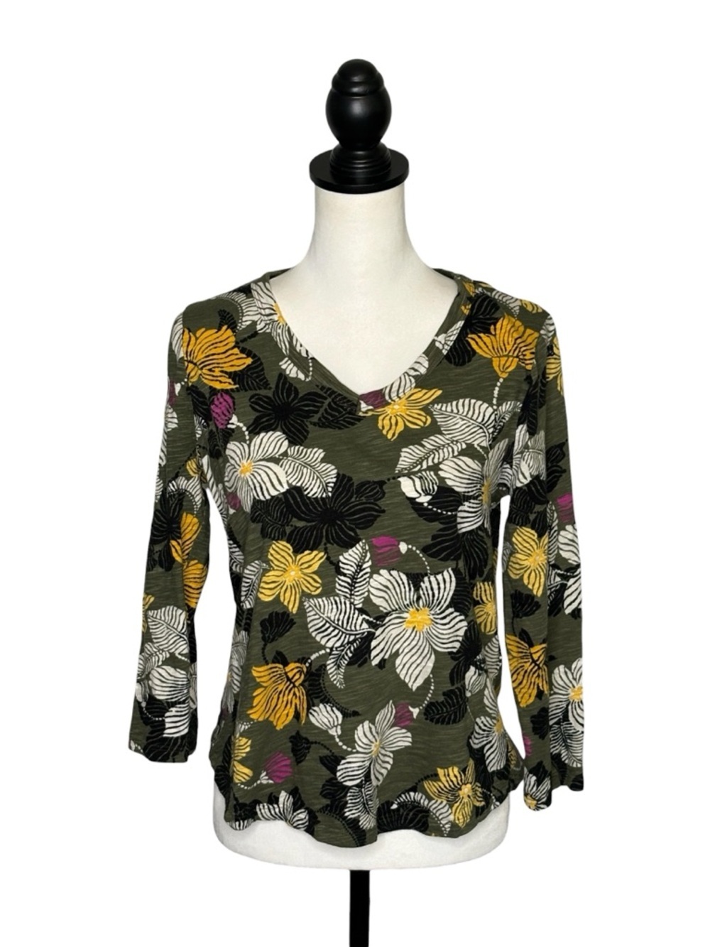 Chicos Slub Floral V-Neck 3/4 Sleeve Top •  US Size M • Cotton Modal Blend